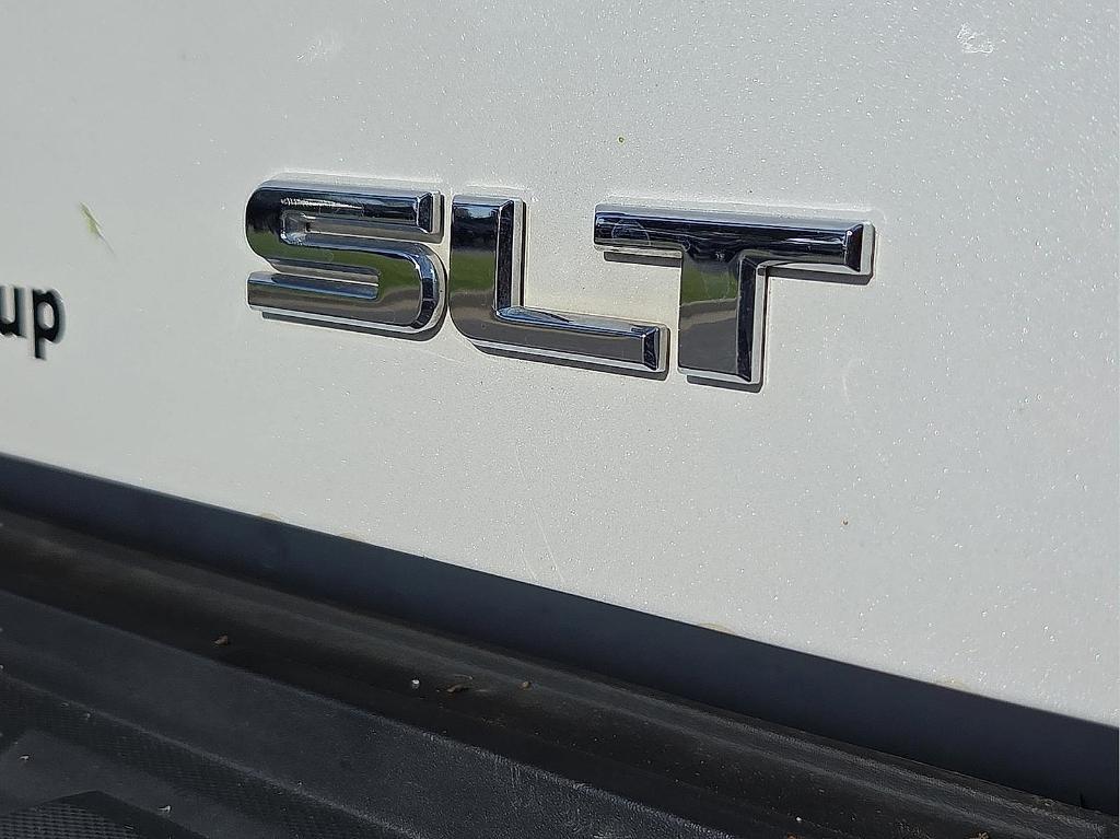 used 2018 GMC Sierra 1500 car, priced at $29,590