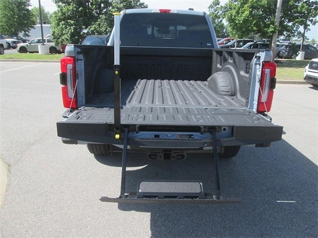 new 2024 Ford F-250 car, priced at $84,132