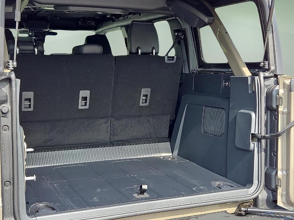 new 2025 Ford Bronco car, priced at $46,772
