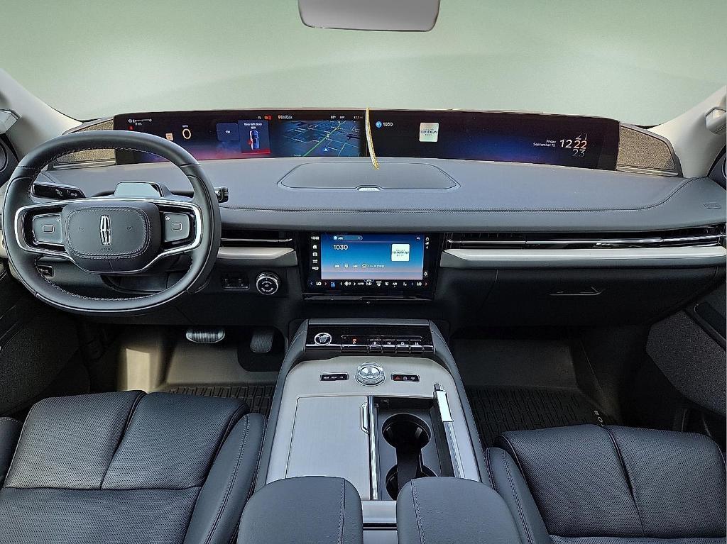 new 2025 Lincoln Navigator L car, priced at $106,865