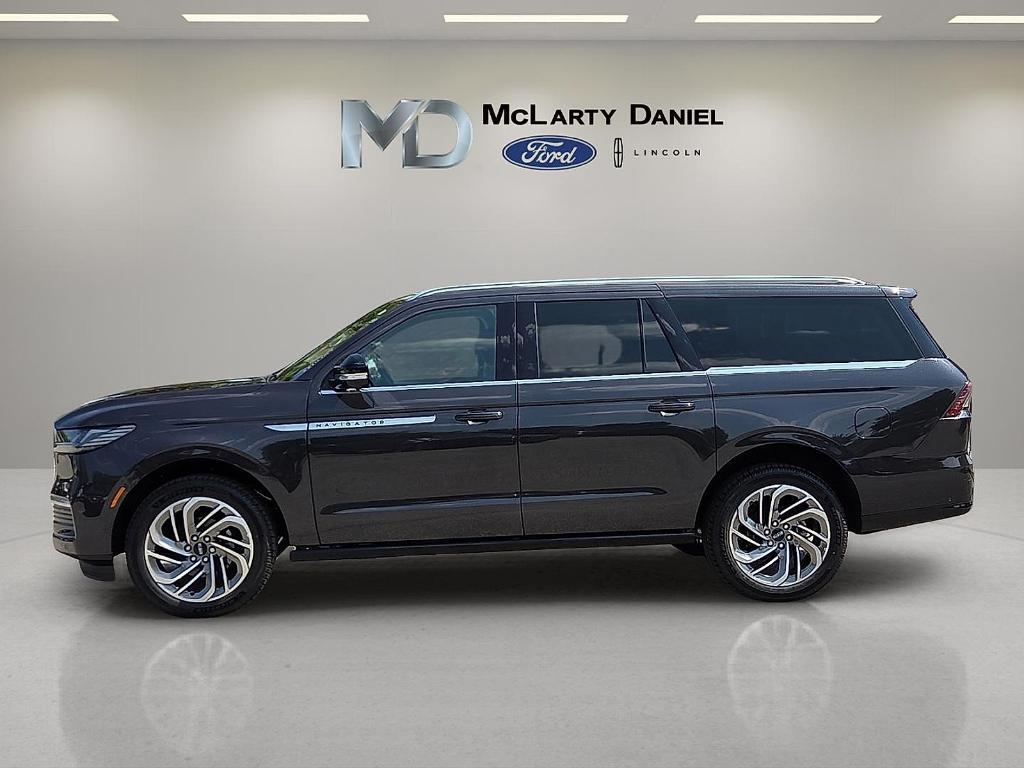 new 2025 Lincoln Navigator L car, priced at $106,865