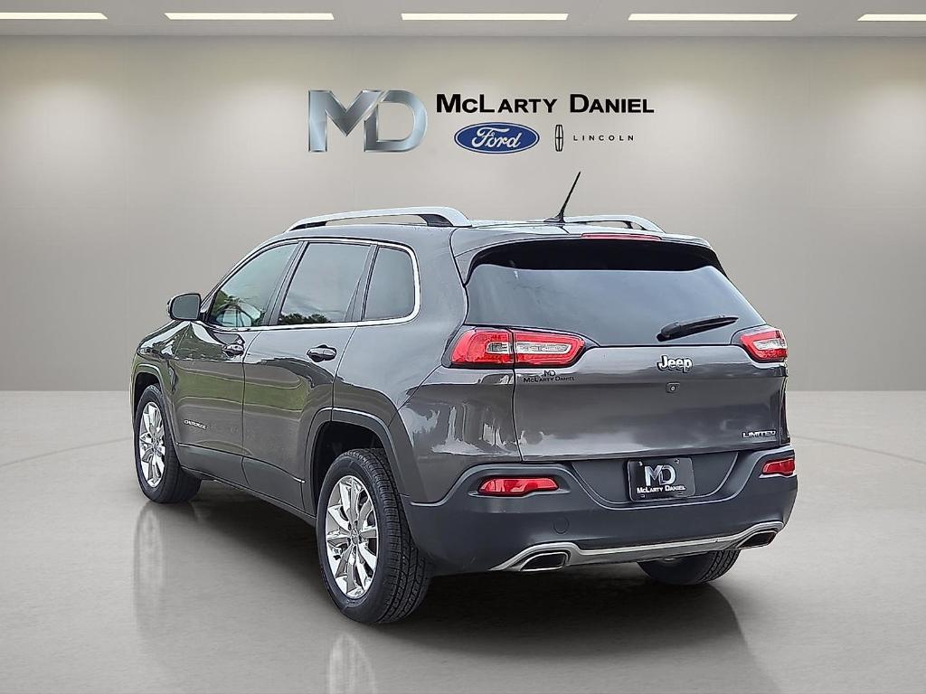 used 2015 Jeep Cherokee car, priced at $11,995