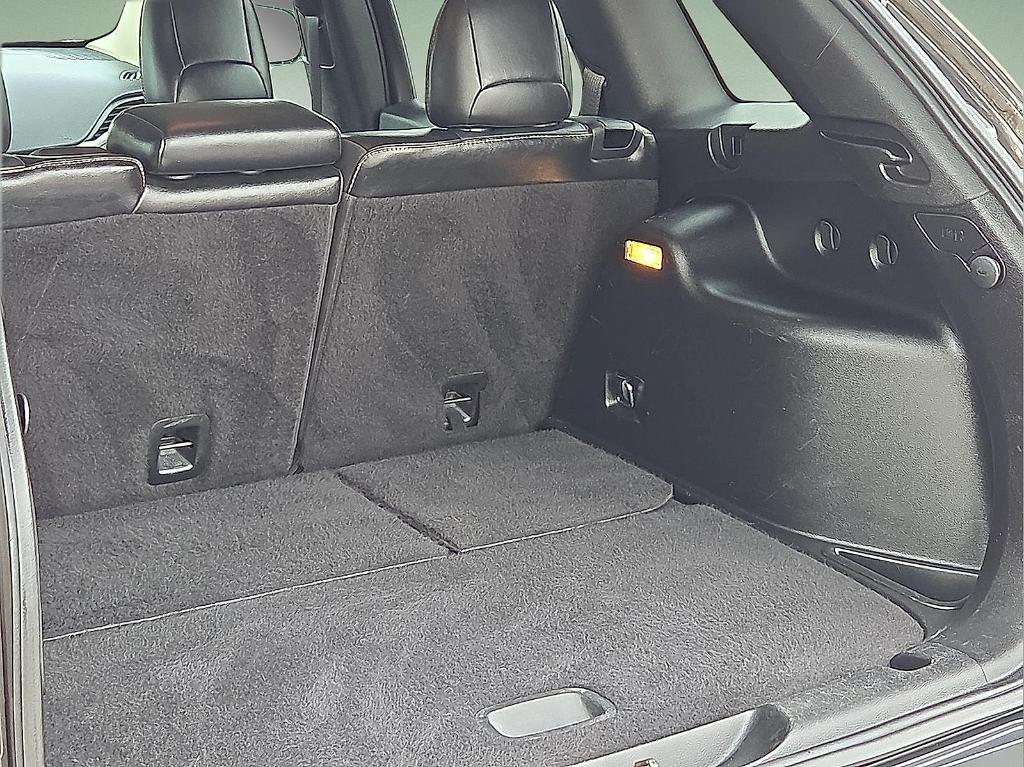 used 2015 Jeep Cherokee car, priced at $11,995