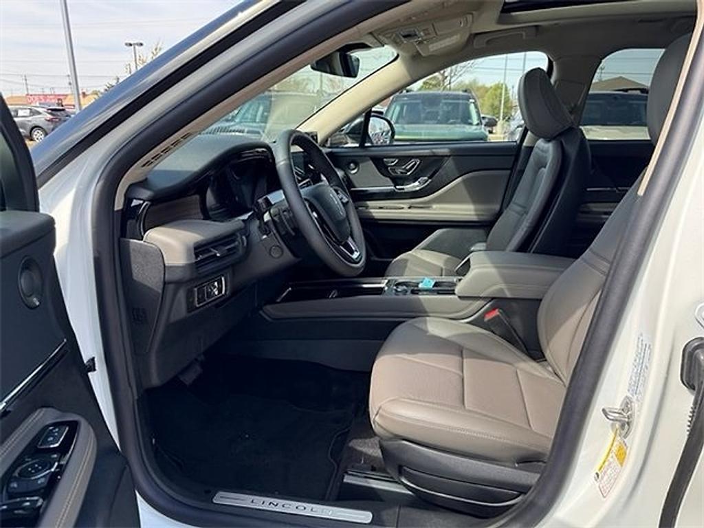 new 2025 Lincoln Corsair car, priced at $51,501
