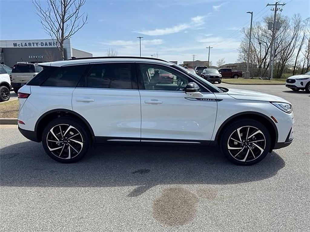 new 2025 Lincoln Corsair car, priced at $51,501