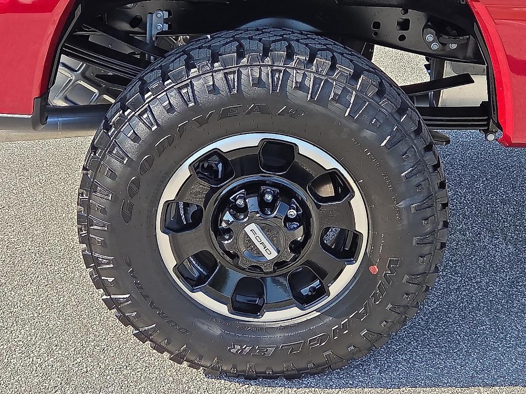 new 2025 Ford F-250 car, priced at $72,328
