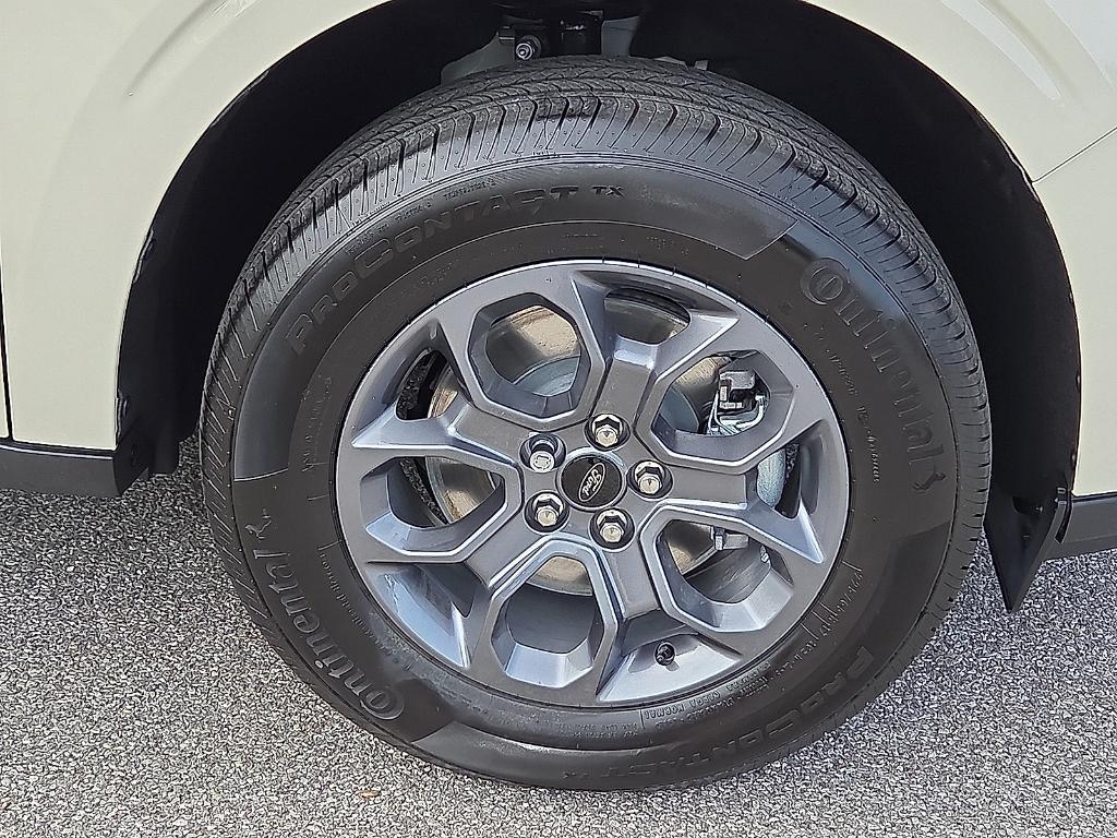 new 2025 Ford Maverick car, priced at $32,531