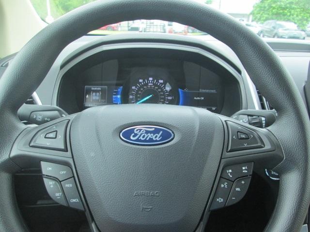 new 2024 Ford Edge car, priced at $29,145