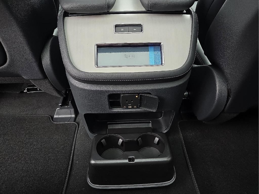 new 2025 Lincoln Navigator L car, priced at $108,830