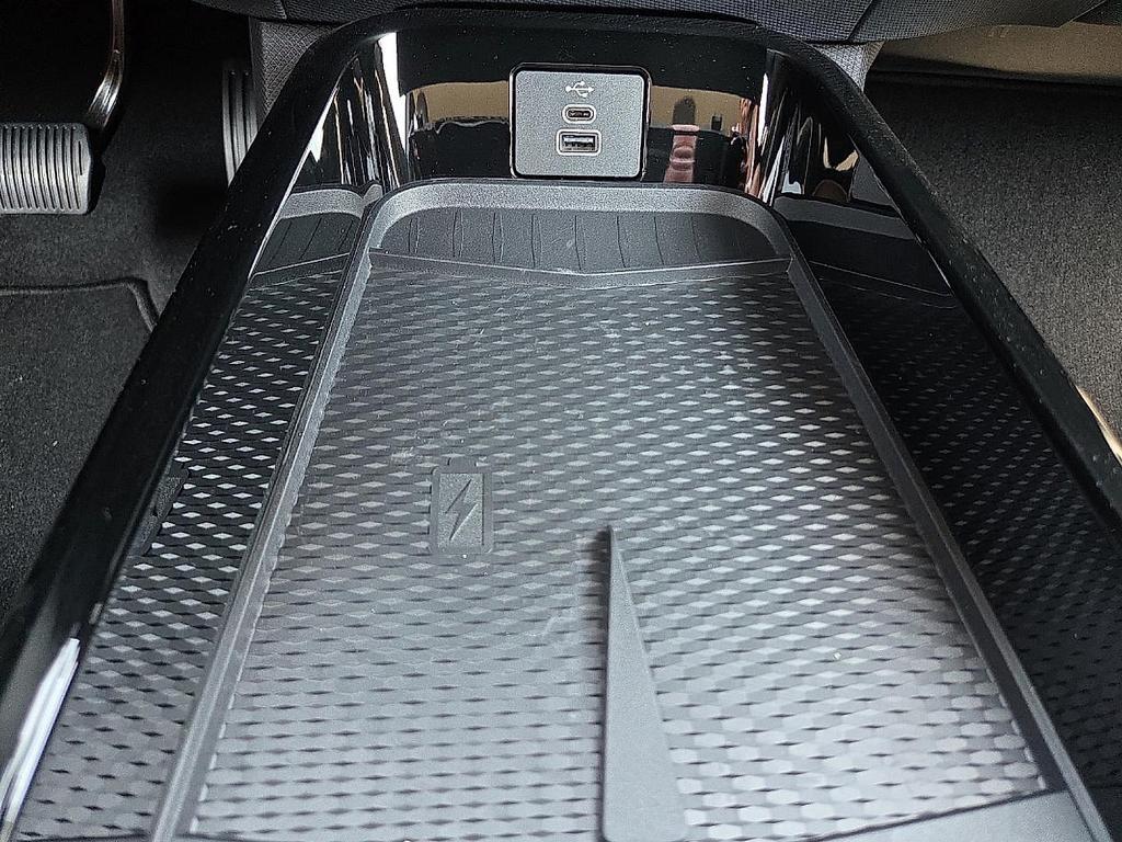 new 2025 Ford Mustang Mach-E car, priced at $39,712