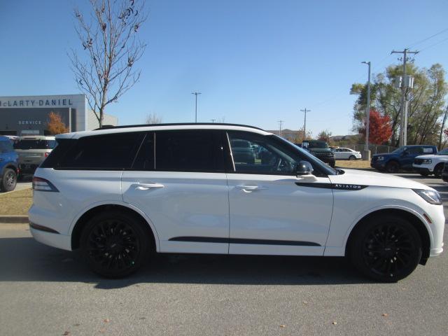 new 2025 Lincoln Aviator car, priced at $83,910