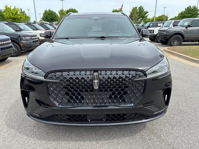 new 2025 Lincoln Aviator car, priced at $73,670