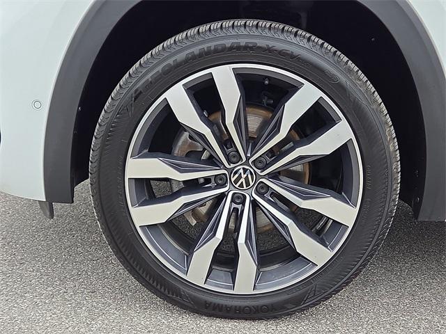 used 2021 Volkswagen Atlas car, priced at $32,766