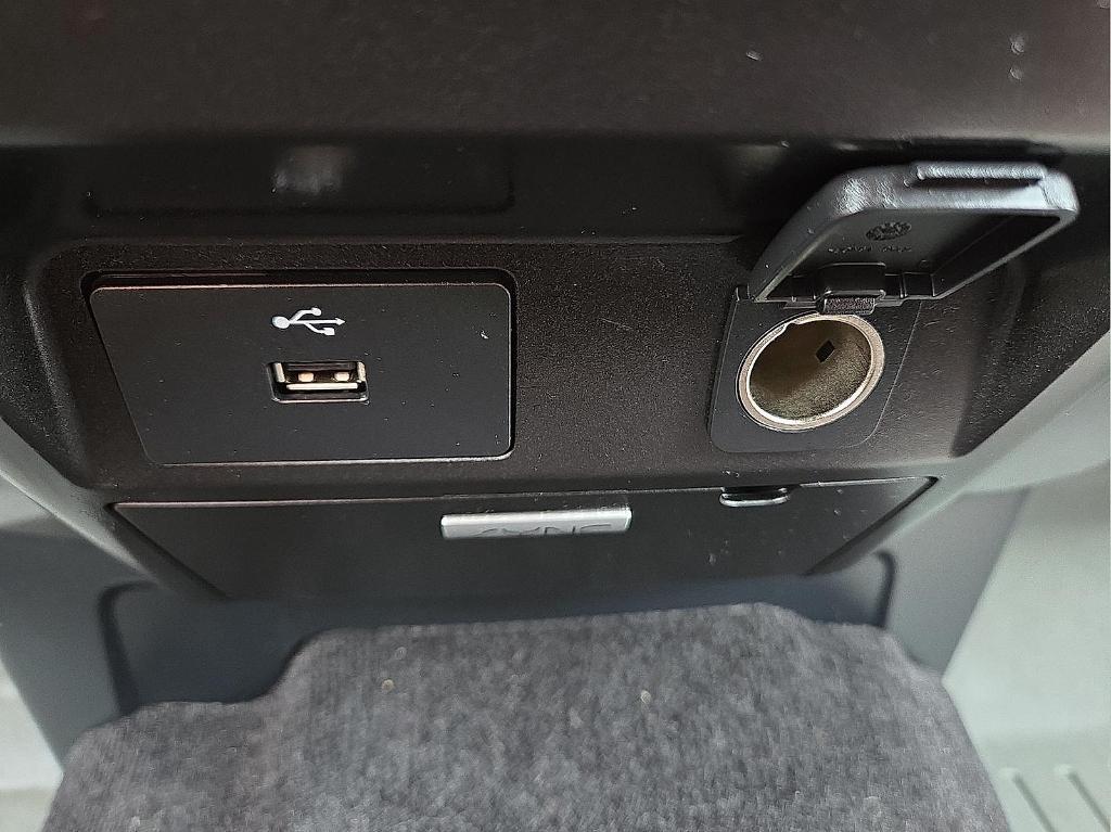 used 2016 Ford F-150 car, priced at $23,995