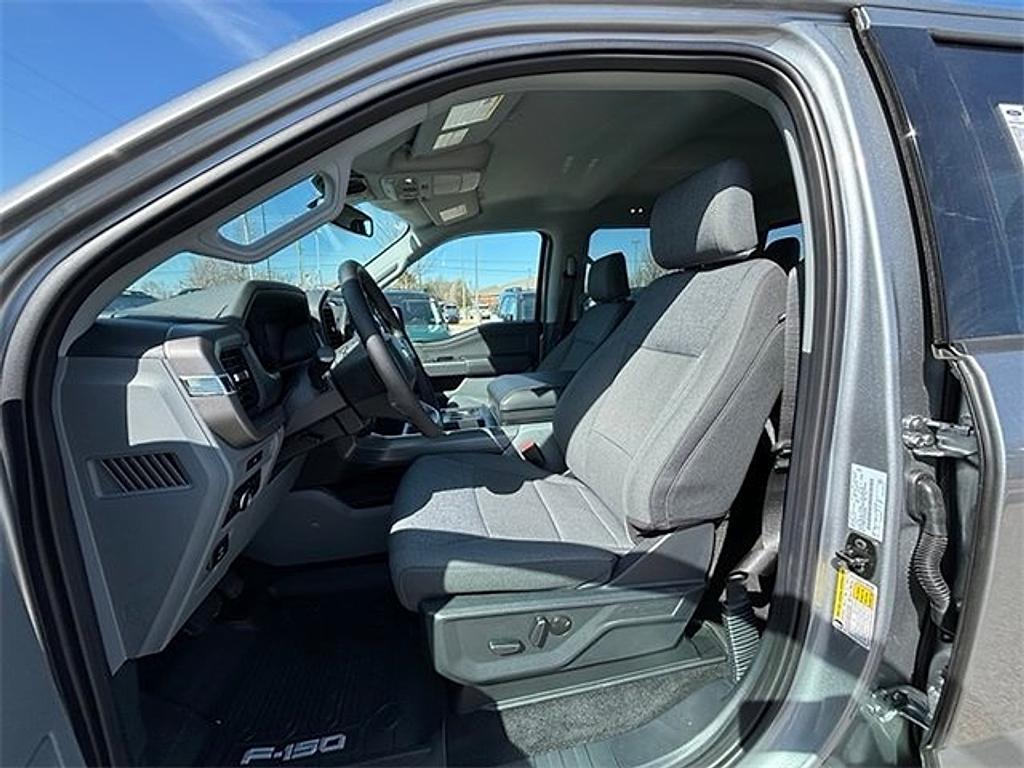 new 2025 Ford F-150 car, priced at $49,426