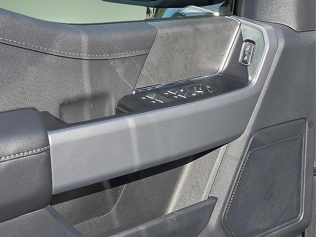 new 2025 Ford F-150 car, priced at $51,689