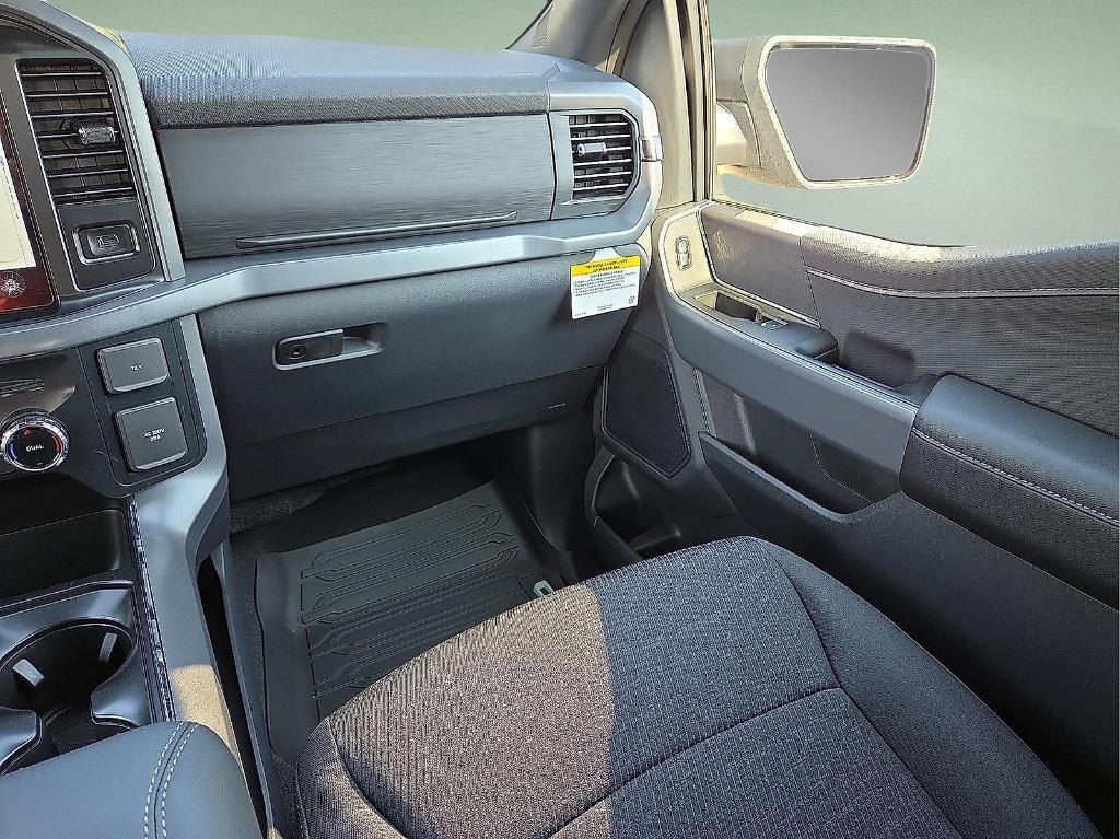 new 2025 Ford F-150 car, priced at $51,689