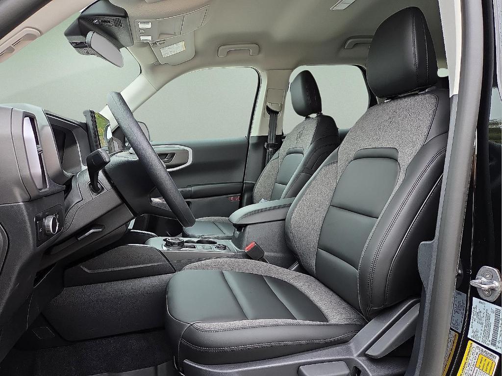 new 2025 Ford Bronco Sport car, priced at $29,296