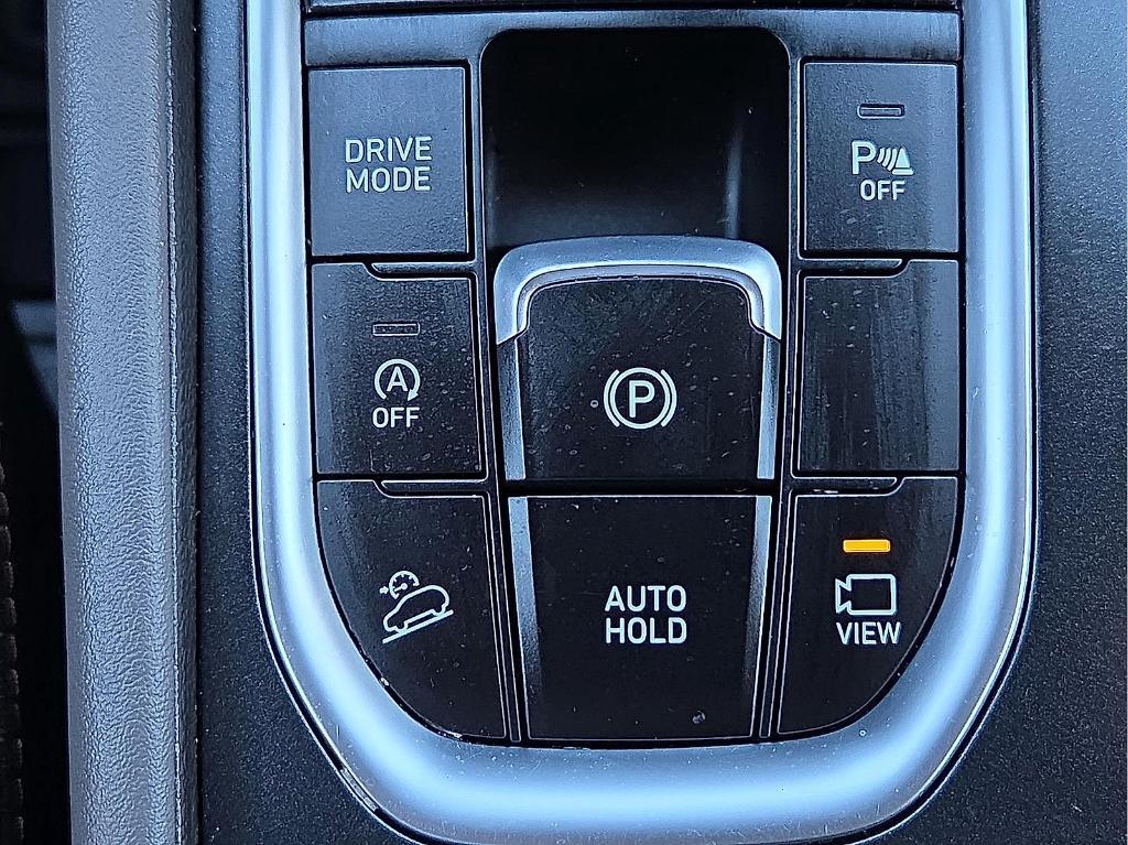 used 2020 Hyundai Santa Fe car, priced at $22,611
