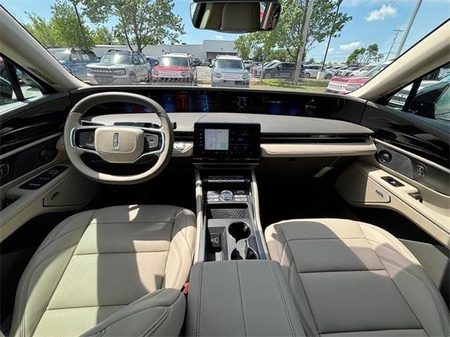 new 2025 Lincoln Nautilus car, priced at $58,208
