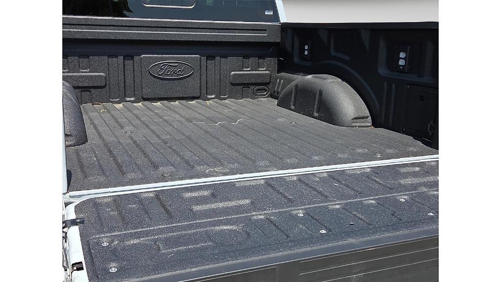 new 2025 Ford F-150 car, priced at $50,275