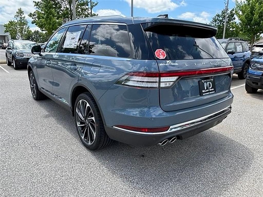 new 2025 Lincoln Aviator car, priced at $64,732