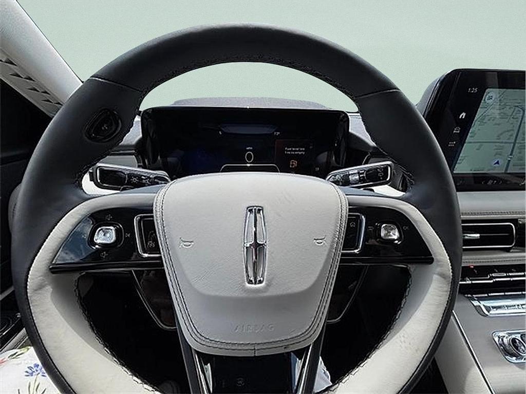 new 2025 Lincoln Aviator car, priced at $64,732