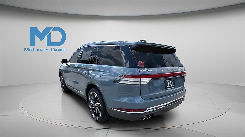 new 2025 Lincoln Aviator car, priced at $64,732