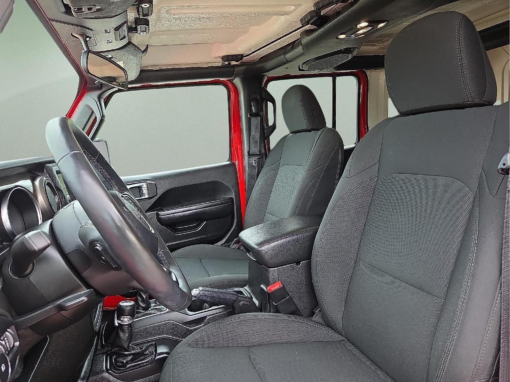 used 2020 Jeep Wrangler Unlimited car, priced at $27,301