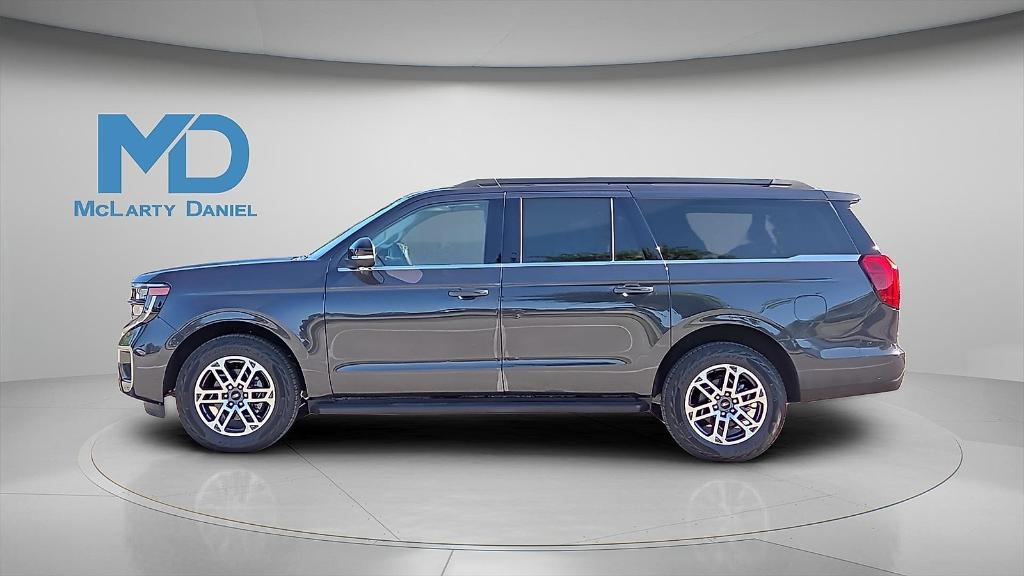 new 2025 Ford Expedition Max car, priced at $73,123