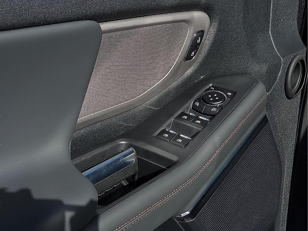 new 2025 Ford Expedition Max car, priced at $73,123