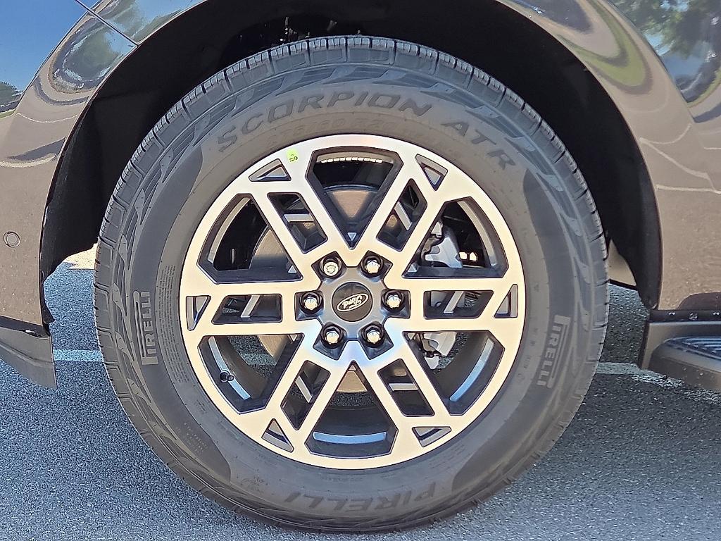 new 2025 Ford Expedition Max car, priced at $73,123
