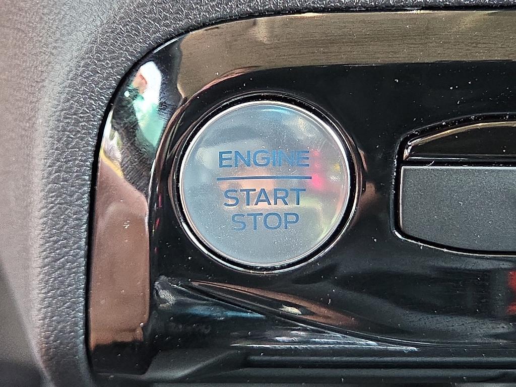 new 2025 Ford Escape car, priced at $31,663