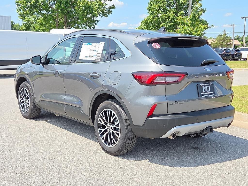 new 2025 Ford Escape car, priced at $31,663