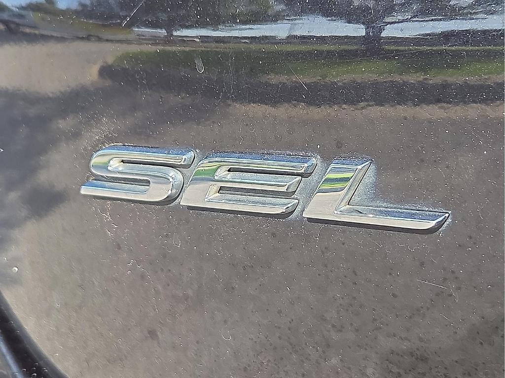 used 2023 Ford Edge car, priced at $22,995