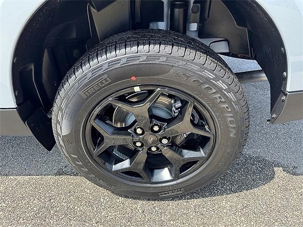 new 2025 Ford Maverick car, priced at $34,143