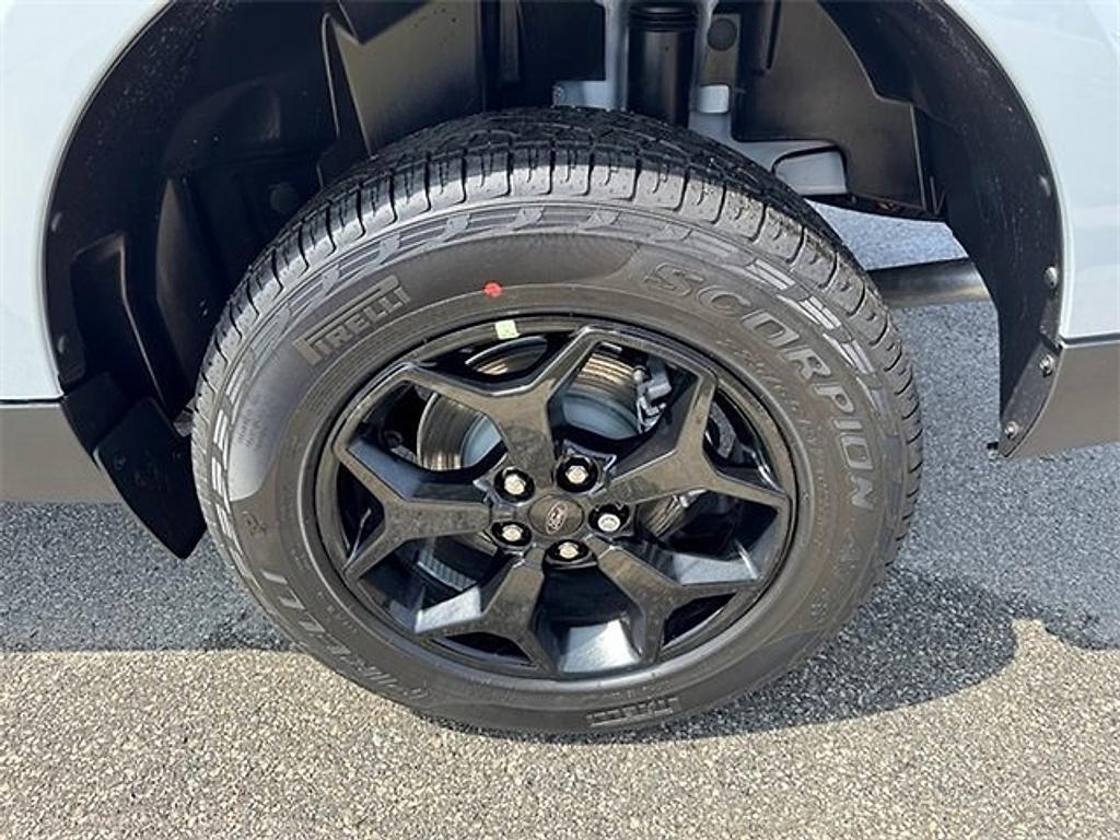 new 2025 Ford Maverick car, priced at $34,143