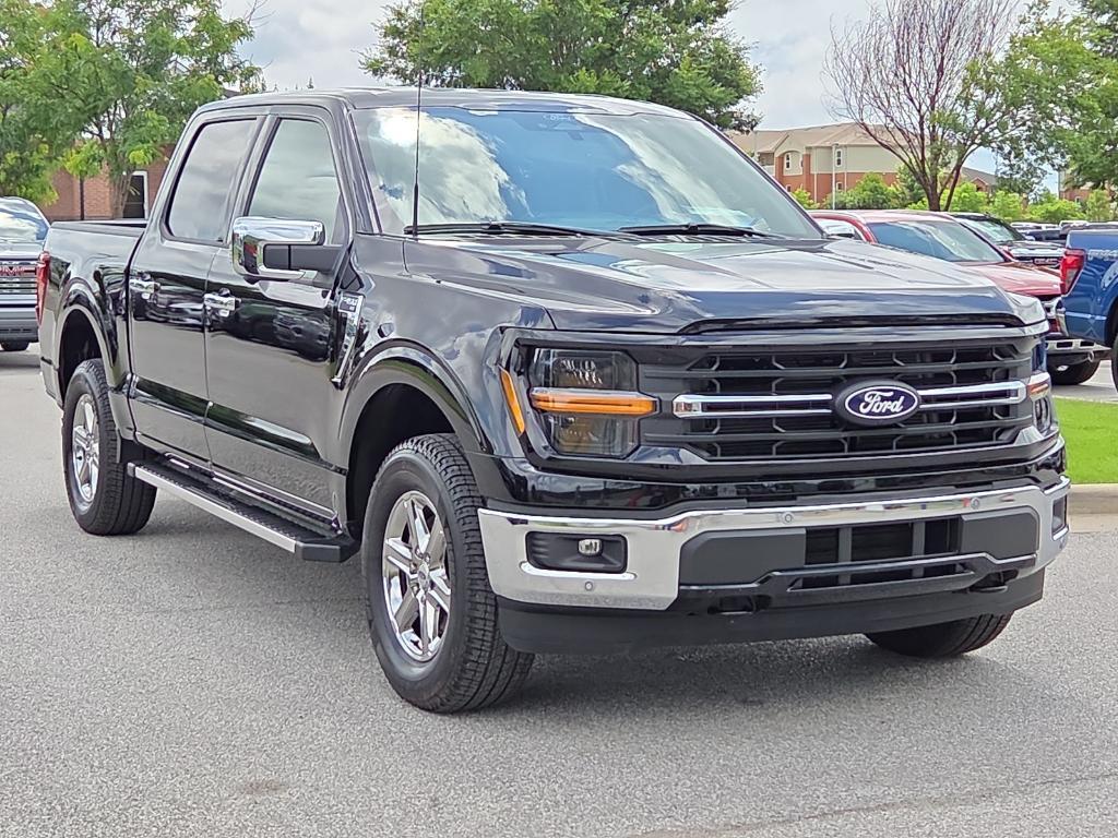 new 2025 Ford F-150 car, priced at $45,426