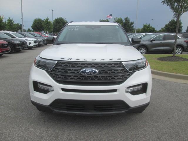 new 2024 Ford Explorer car, priced at $40,360