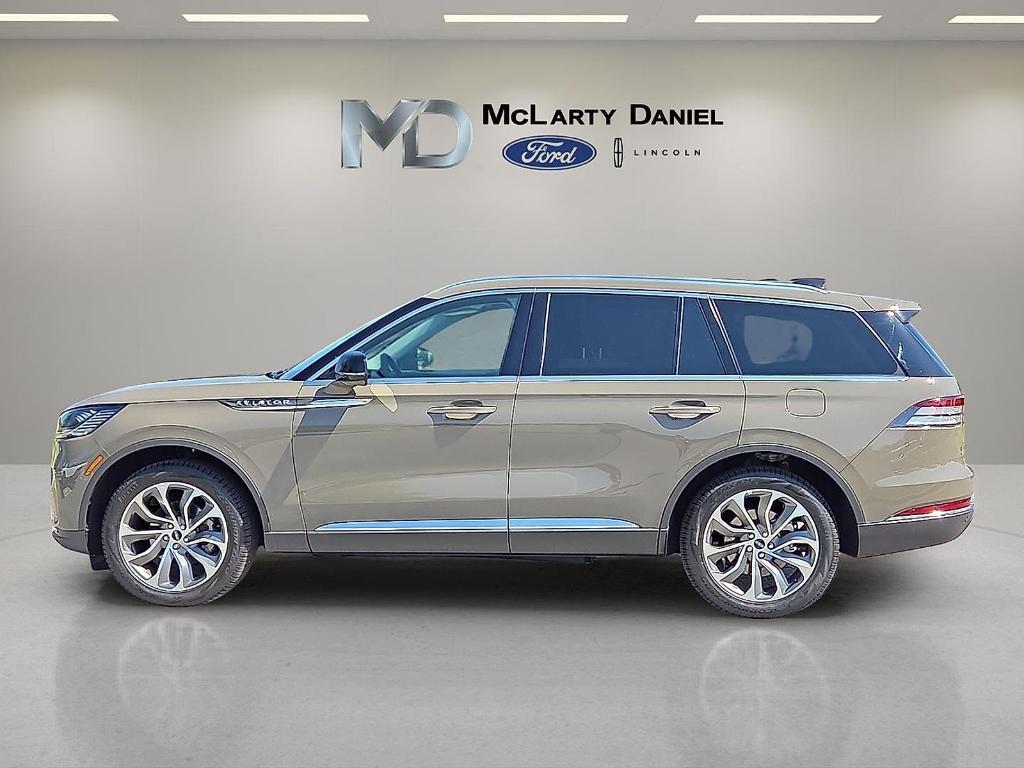 new 2025 Lincoln Aviator car, priced at $62,010