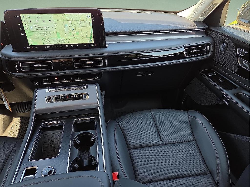 new 2025 Lincoln Aviator car, priced at $62,010