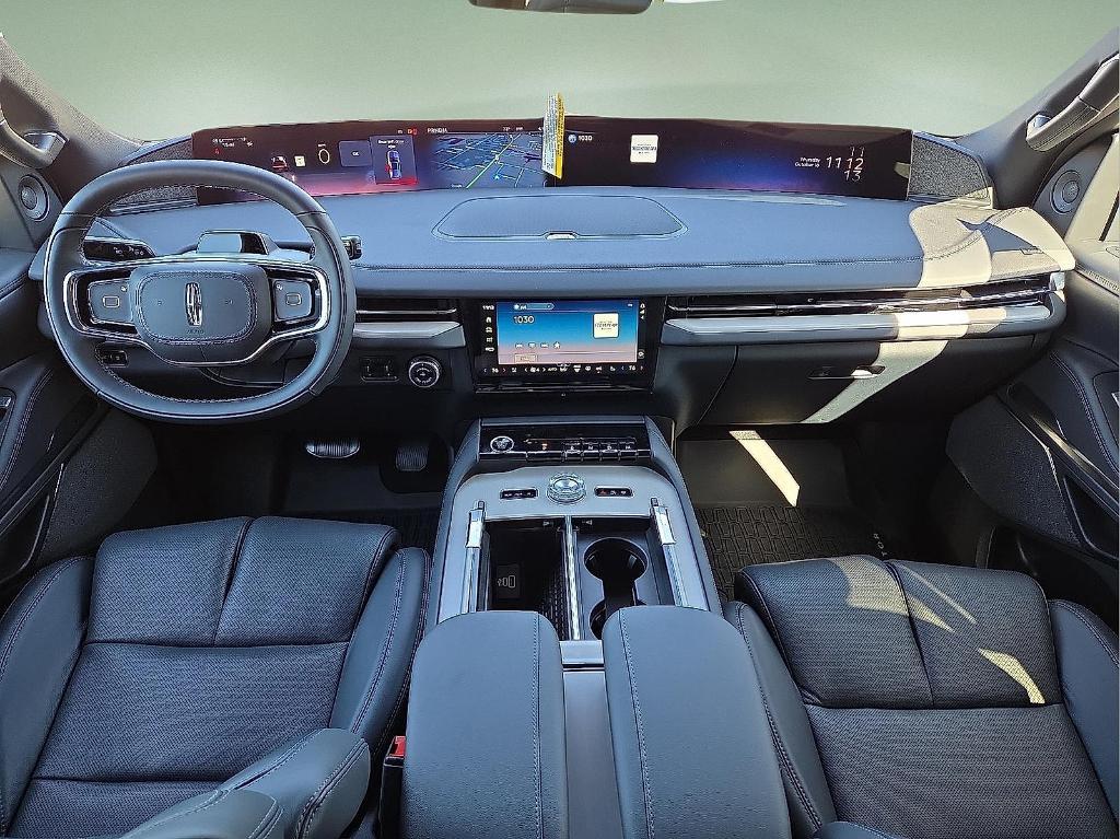 new 2025 Lincoln Navigator L car, priced at $111,765