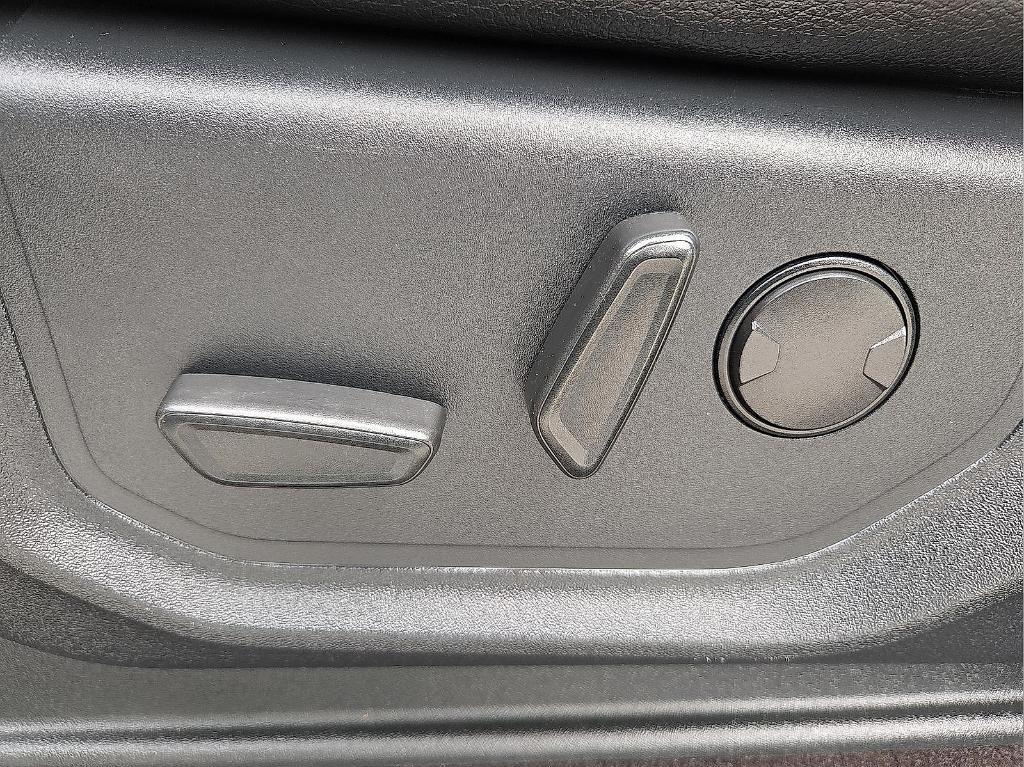 used 2019 Ford F-150 car, priced at $28,995