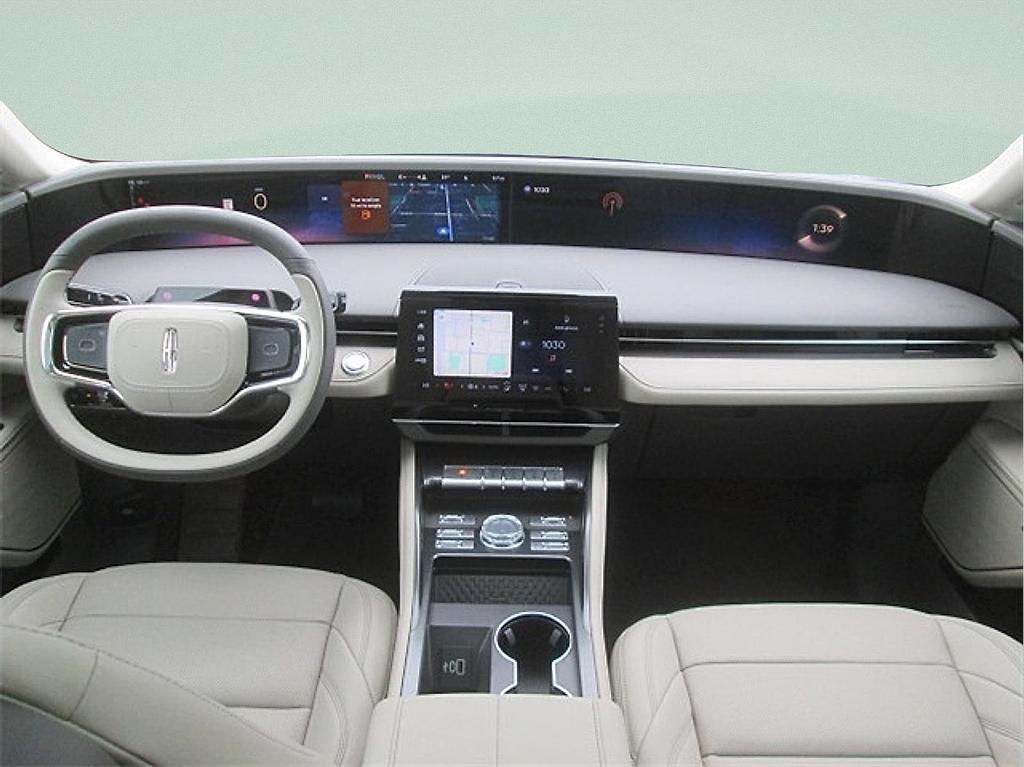 new 2025 Lincoln Nautilus car, priced at $56,088