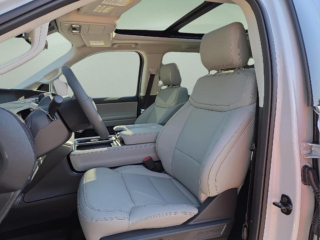 new 2025 Ford Expedition Max car, priced at $73,123