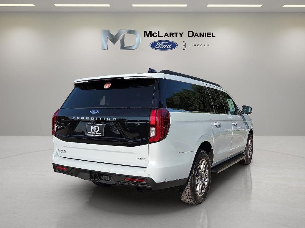 new 2025 Ford Expedition Max car, priced at $73,123