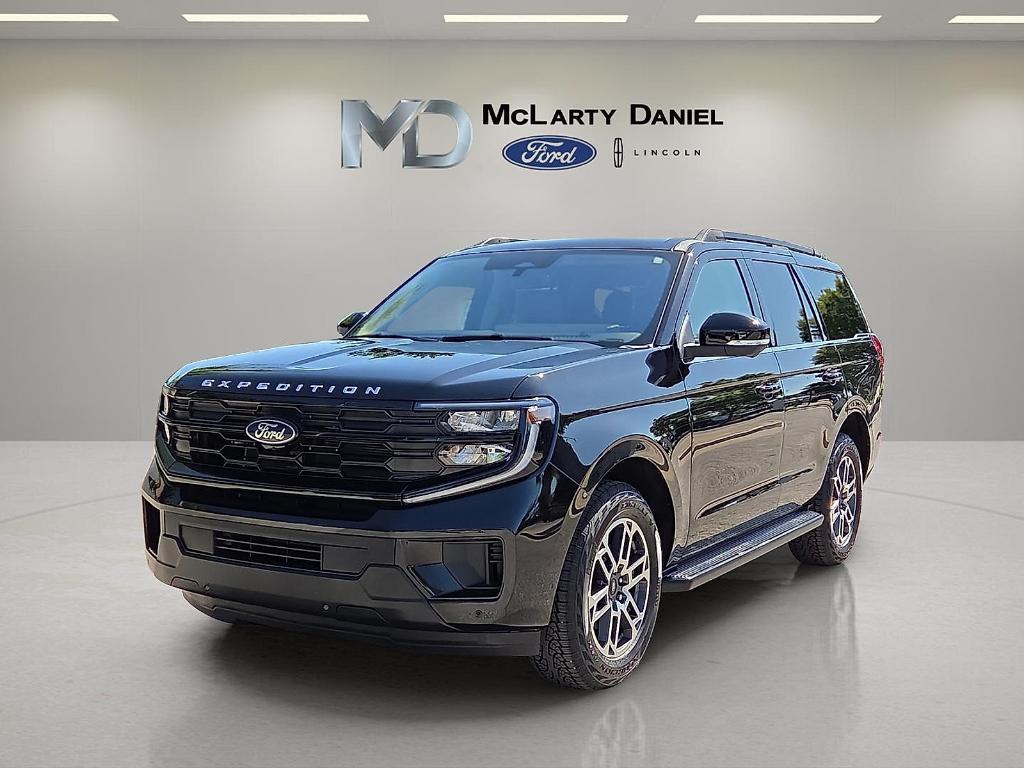new 2025 Ford Expedition car, priced at $67,577