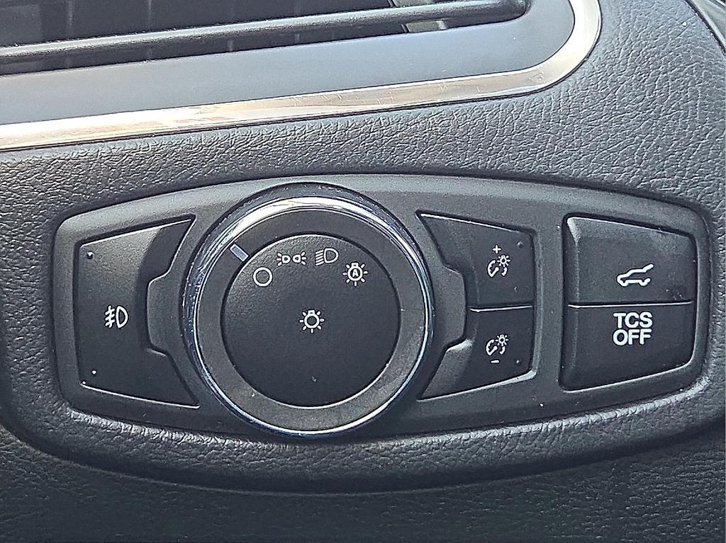 used 2023 Ford Edge car, priced at $23,229