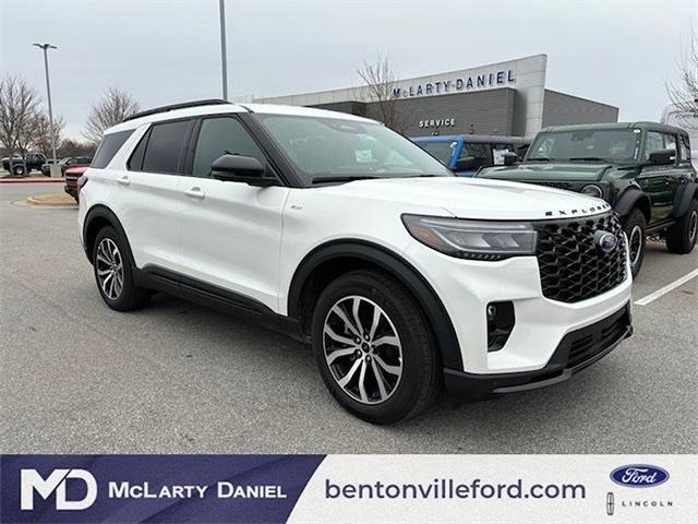 new 2025 Ford Explorer car, priced at $40,510