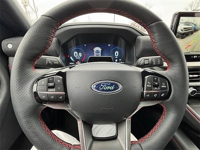 new 2025 Ford Explorer car, priced at $40,510